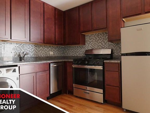 5th image of 550 W Arlington Pl #550101