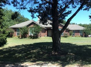 520 Rodgers Rd, Whitesboro, TX 76273