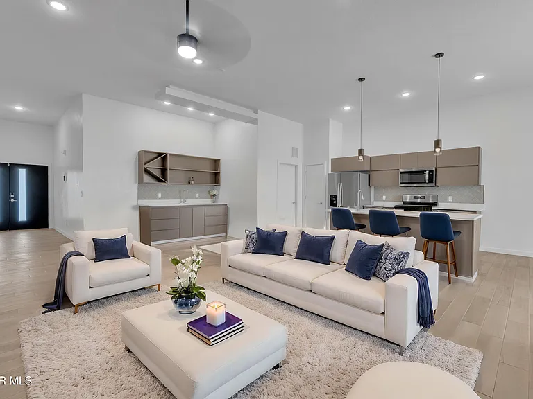 12713 Captain Claudia Ct — Photo 2