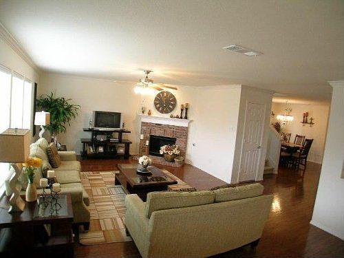 4th image of 10417 Cochron Dr