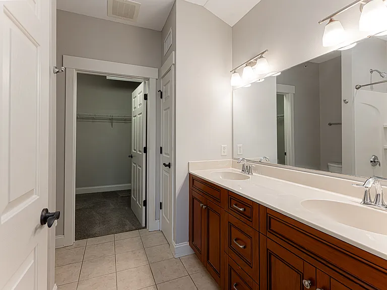 2 Monticello Village Dr #302 — Photo 24
