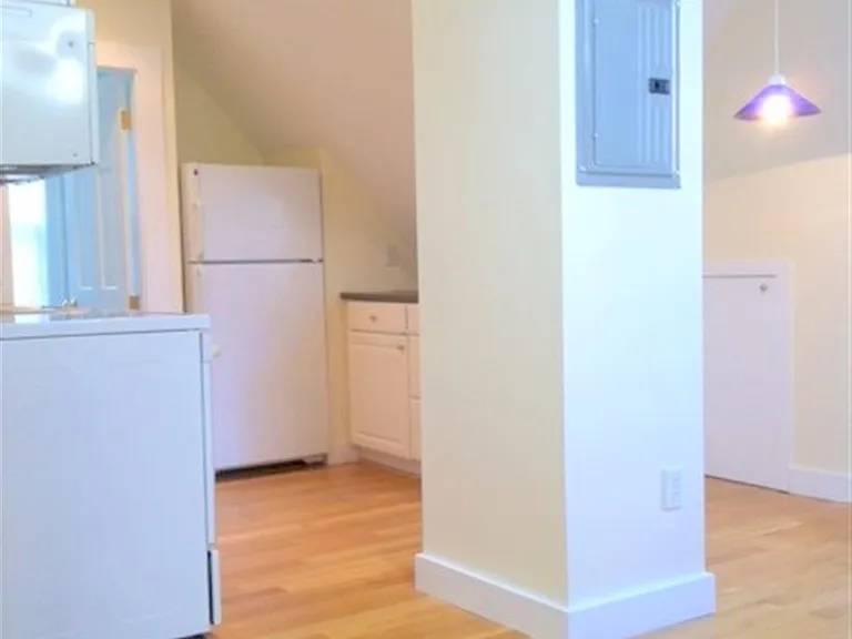 67 Hudson St — Photo 13