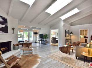 3601 Willowcrest Ave, Studio City, CA 91604