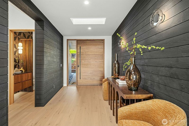 5th image of 17717 15 Avenue NW