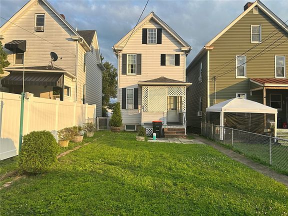 4th image of 608 Fairmont St