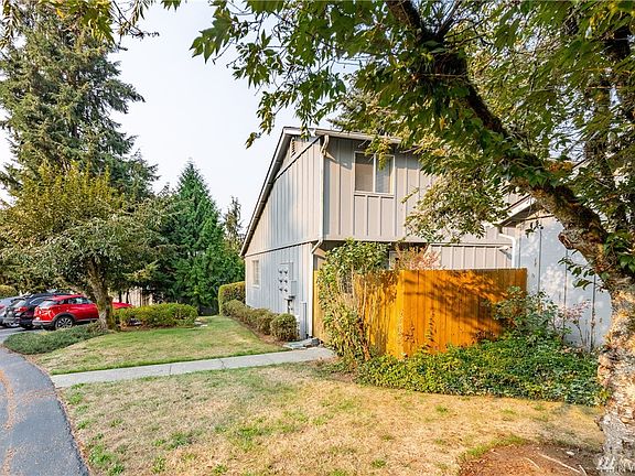 3rd image of 2824 60th Ln SE Unit A