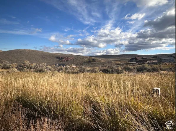 3121 S Country Club Way, Garden City, UT 84028