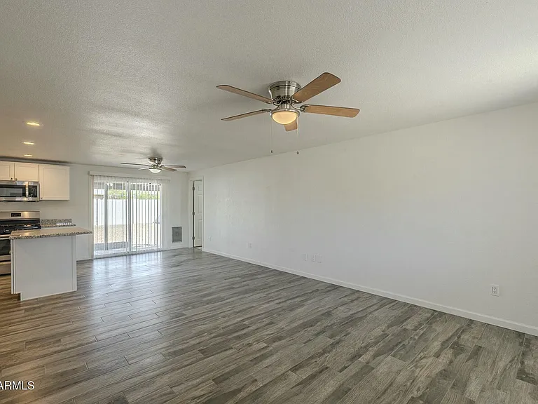 3650 E Eugie Ave — Photo 6