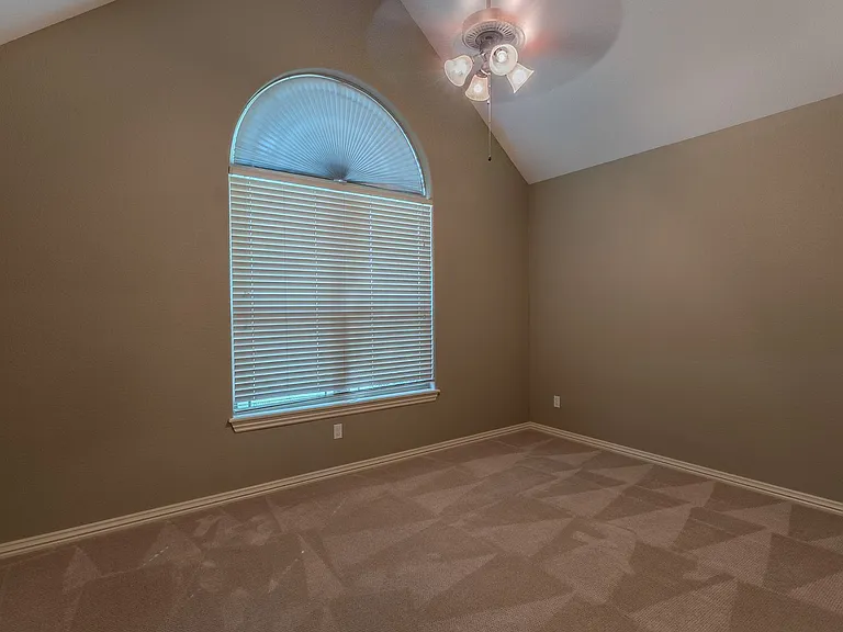 11049 Rausch Ct — Photo 31