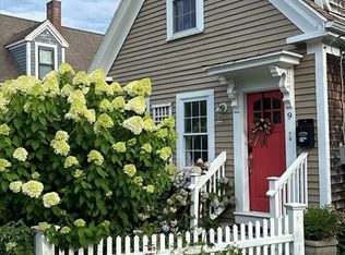 9 Maple St, Kingston, MA 02364