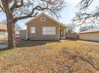 604 E Broadway St, Stephenville, TX 76401