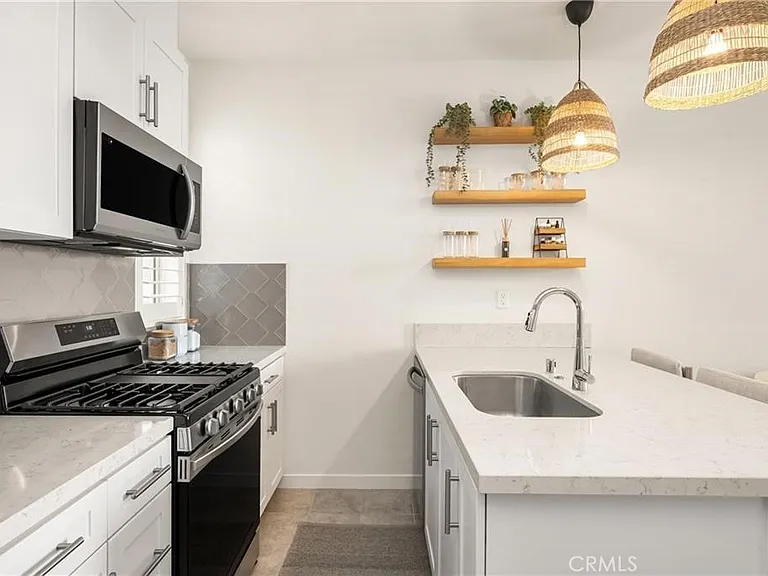 1590 E Hermosa Ln #3 — Photo 9