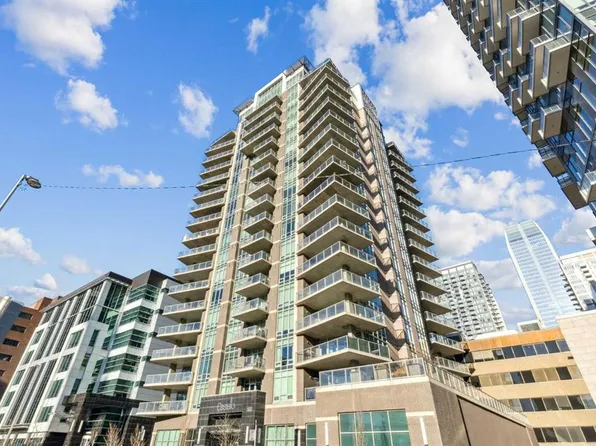 530 S 12th Ave SW #904, Calgary, AB T2R 0B1
