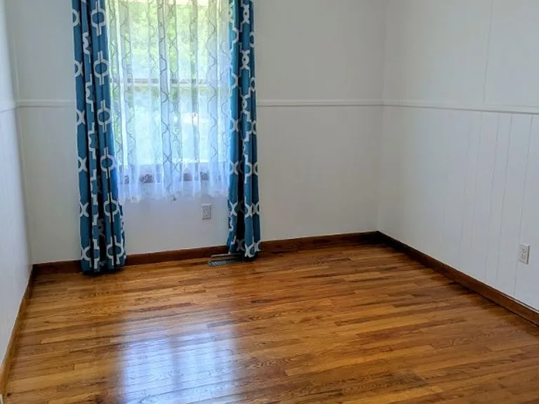 13 Mirrowen Holw — Photo 15