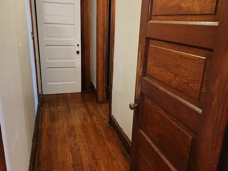 218 S Albany St #2 — Photo 9