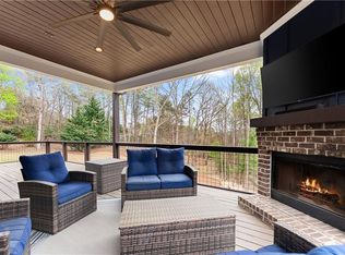 3537 Maritime Gln, Gainesville, GA 30506