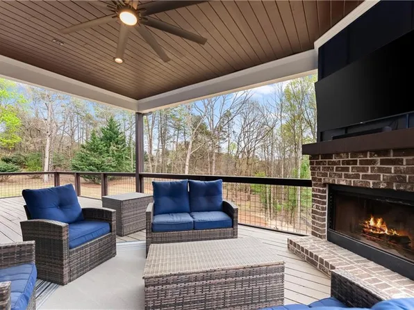 3537 Maritime Gln, Gainesville, GA 30506
