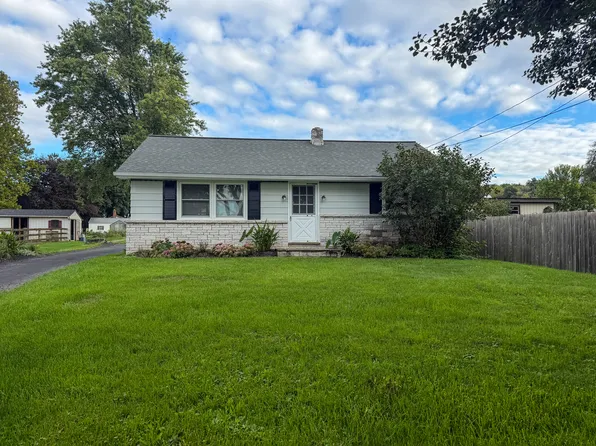 513 S Farmersville Rd, Ephrata, PA 17522