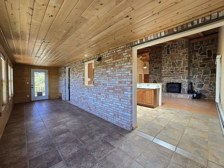 166 Galisteo Ln — Photo 17