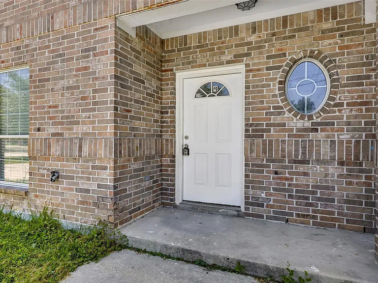 10445 Wicklowe St #1 — Photo 6