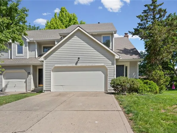 10810 W 116th St, Overland Park, KS 66210