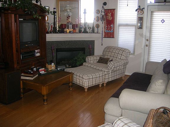 2nd image of 1767 N Pearl St APT 302