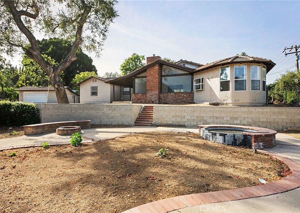 1st image of 20110 E Lorencita Dr