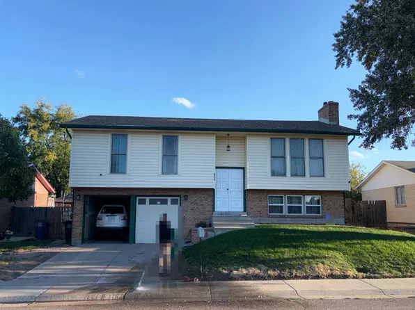 4932 Upton Ct, Denver, CO 80239