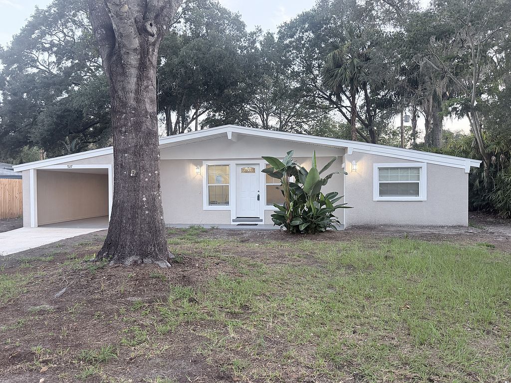 927 Lakewood Ave - Property Image