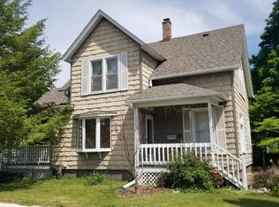 916 Ridge St, La Porte, IN 46350