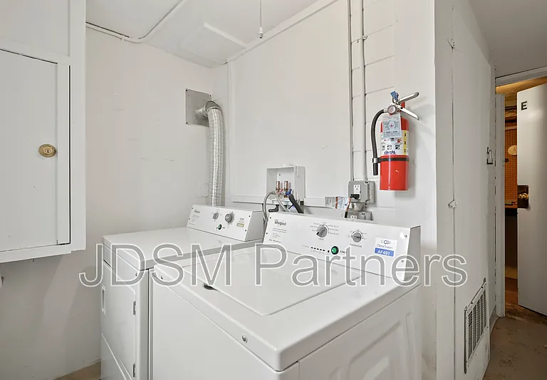 80 S Washington St #4 — Photo 5