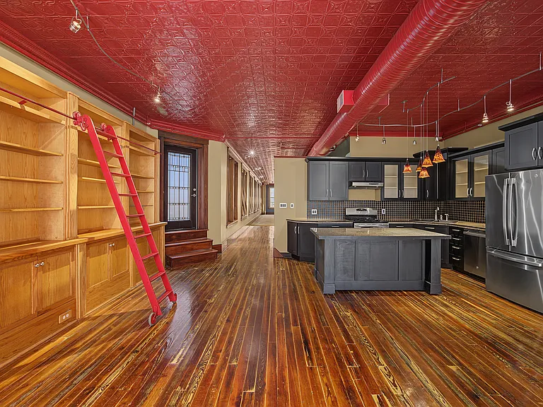 318 N Main St #A — Photo 7