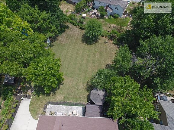 5th image of 11929 Avila Dr