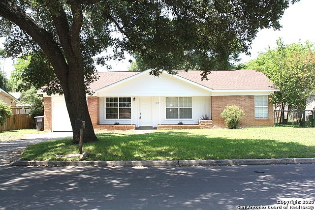 1st image of 4819 Chedder Dr