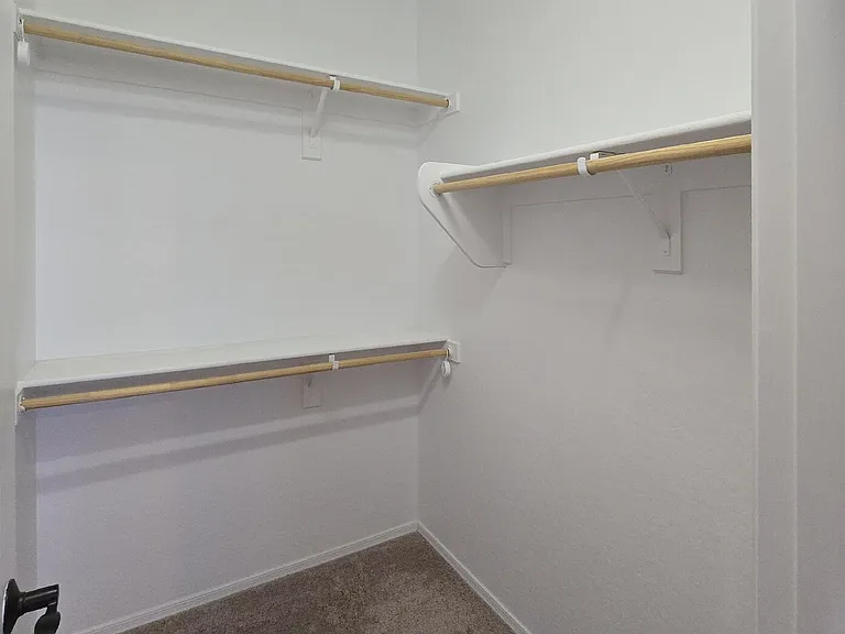 3853 E Branham Ln — Photo 9