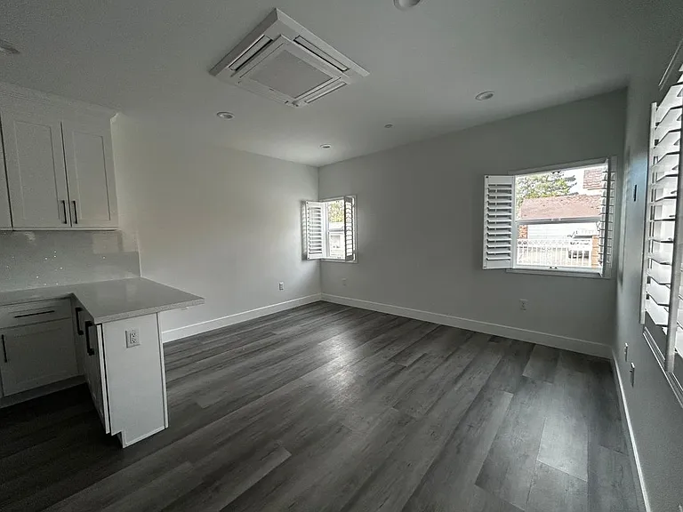 3838 Balmont St #2 — Photo 5