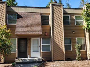5711 202nd St SW, Lynnwood, WA 98036