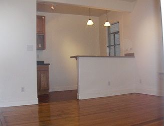 2nd image of 1341 Valencia St APT 7