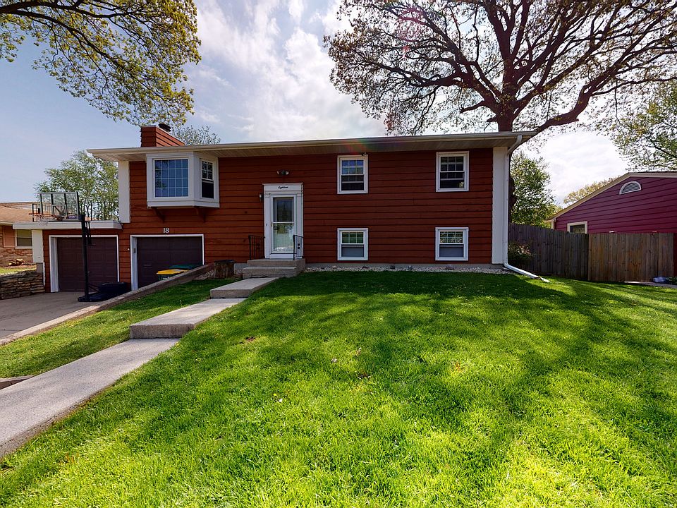 1st image of 18 Knollwood Dr