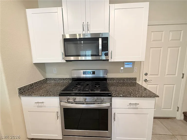 7331 Sunray Point St — Photo 11