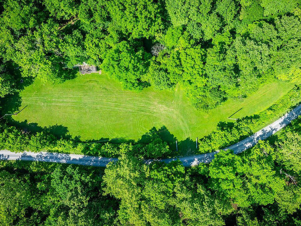 1st image of Eb Hollow Rd