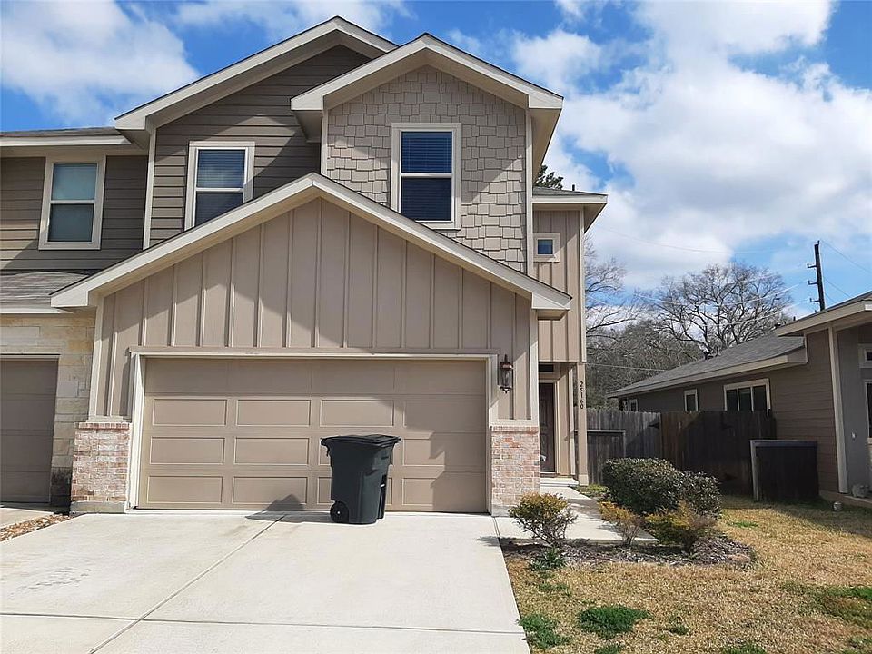1st image of 25160 Pacific Wren Dr