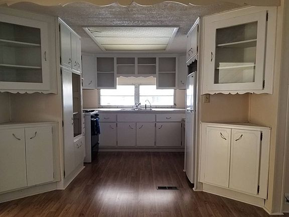 3rd image of 28488 Us Highway 19 N Lot 27