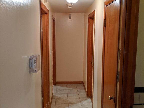 4th image of 17 Reynolds Ave