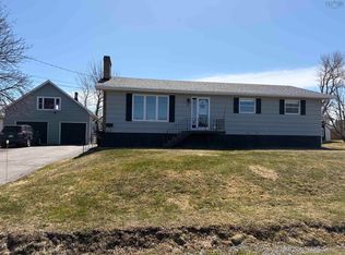 11 Luke St, Cape Breton, NS B1A 1N7