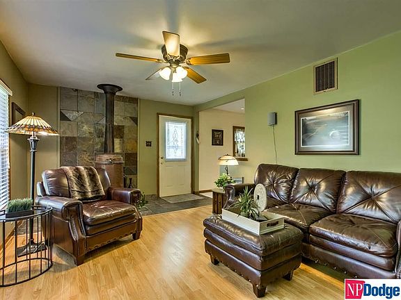 4th image of 6647 Seward St