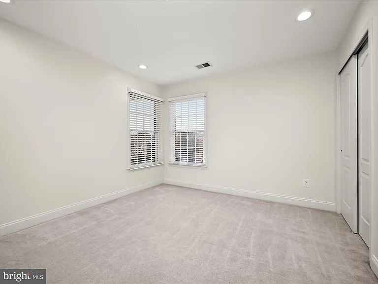 43480 Foxgrove Ct — Photo 49