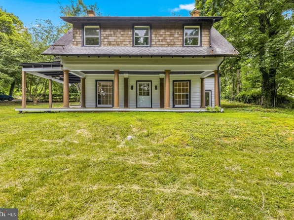 25546 Military Rd, Cascade, MD 21719