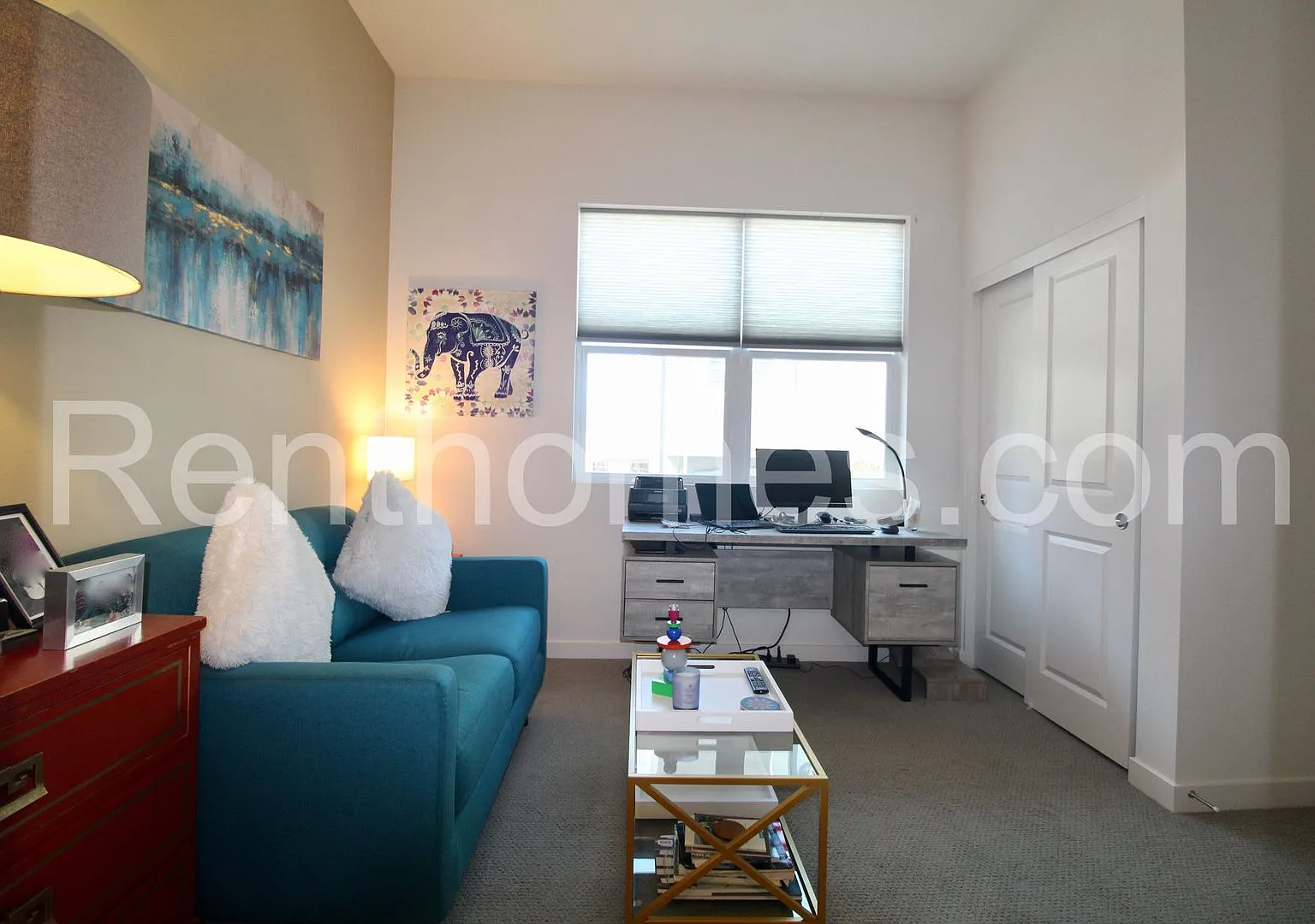 Mission Valley, 10441 Harlow Cir #33, Quartz Counters, LVP Flooring, 3 MBR's, AC, Attached 2 Car ... — Photo 3