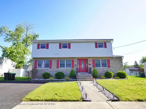 16 Colby Lane, Hazlet, NJ 07730